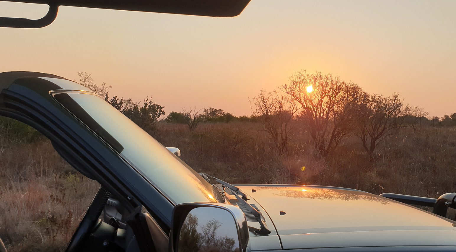 Arianoglo Safari Lodge - Sunset Gamedrive